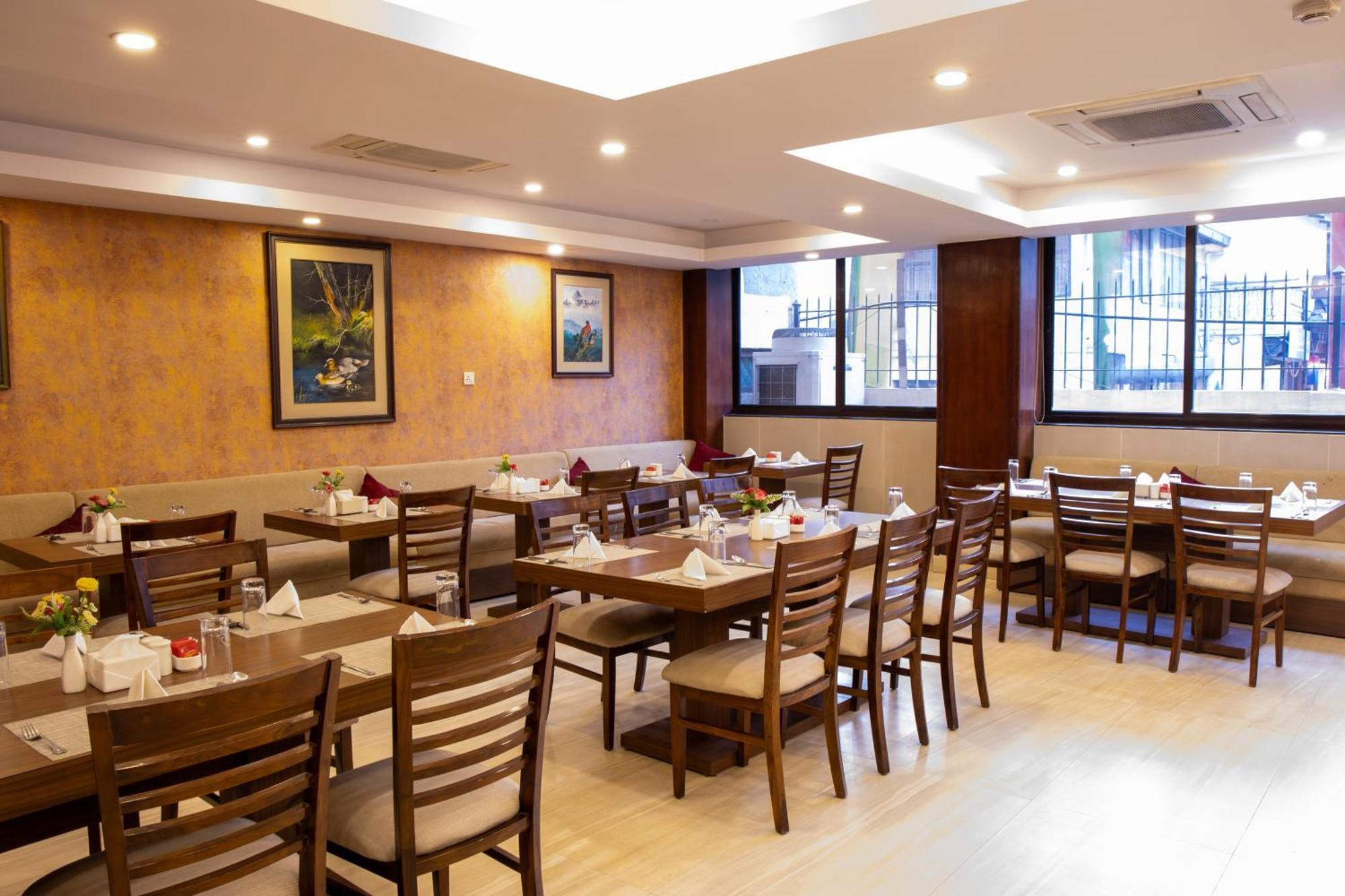 M Hotel Thamel-Kathmandu Buitenkant foto