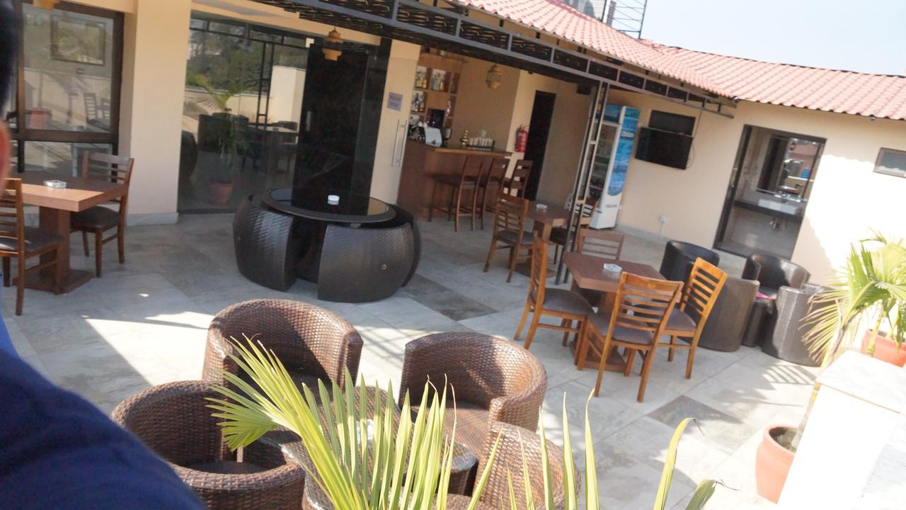 M Hotel Thamel-Kathmandu Buitenkant foto